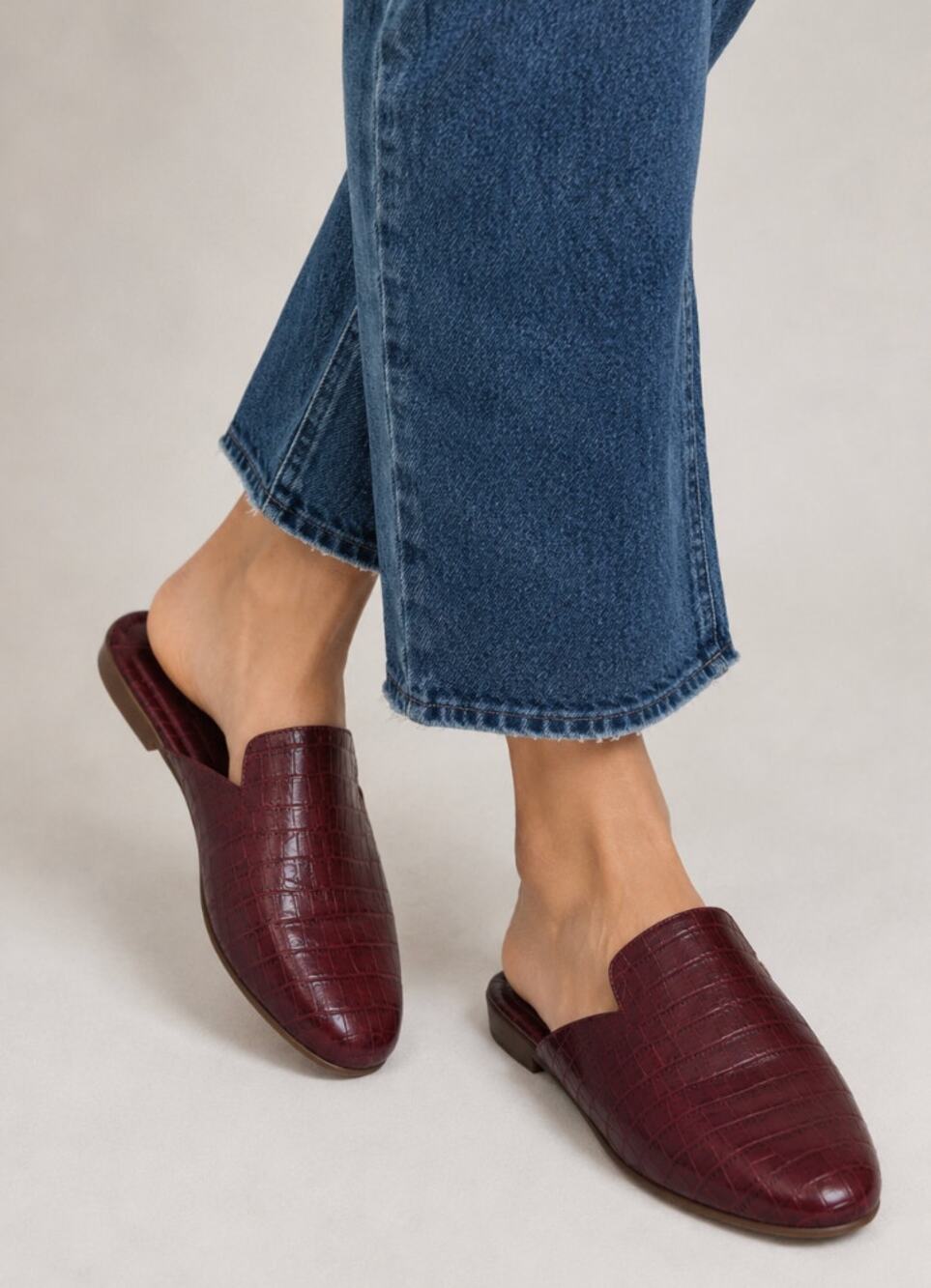 Jack Rogers Delaney Croc Embossed Leather Mule Slides Burgundy Loafer Shoes 9.5